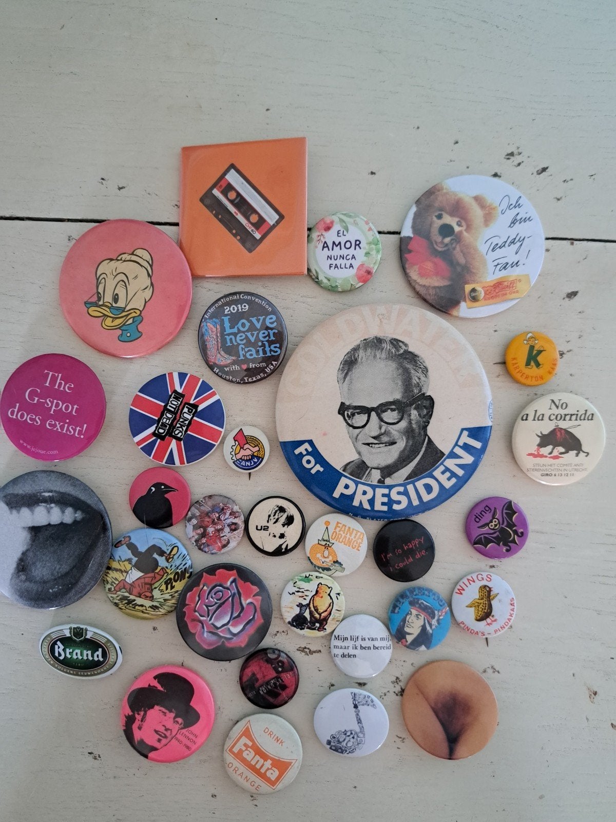 30 buttons., Ophalen, Overige onderwerpen