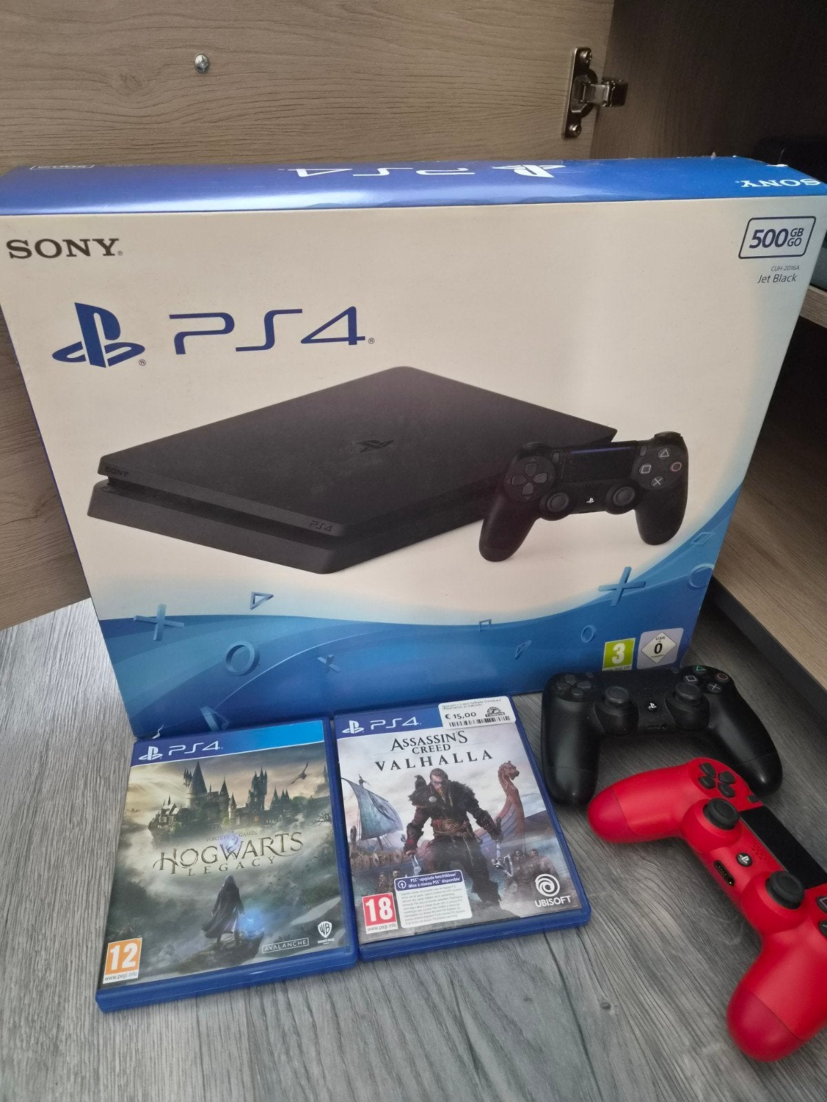 Sony PlayStation 4 Slim met 2 controllers, Met 2 controllers, Ophalen of Verzenden, Zo goed als nieuw, Slim