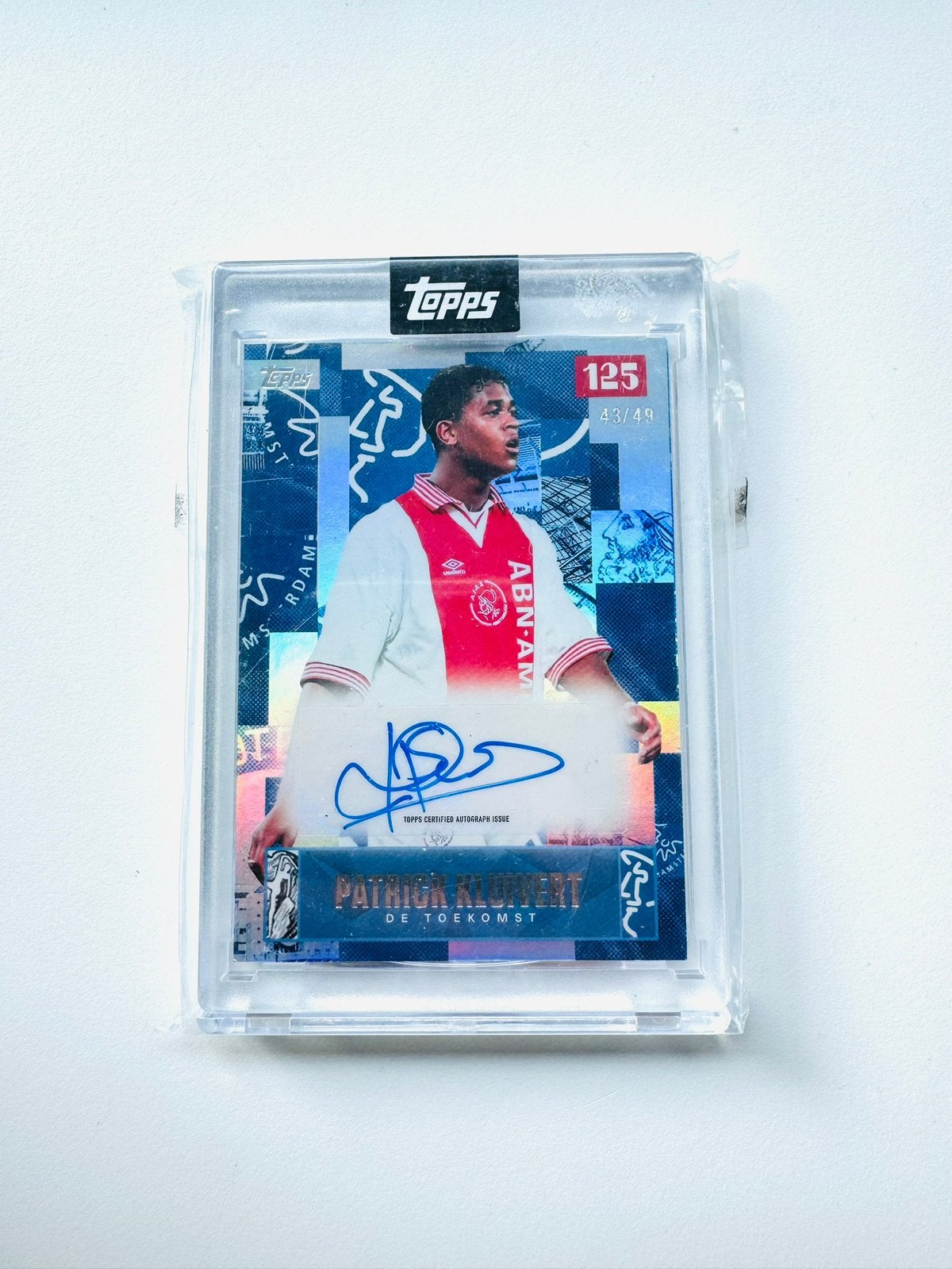 2025 Topps AFC Ajax 125 Anniversary - Patrick Kluivert /49, Hobby en Vrije tijd, Ophalen of Verzenden, Nieuw, Losse kaart, Foil