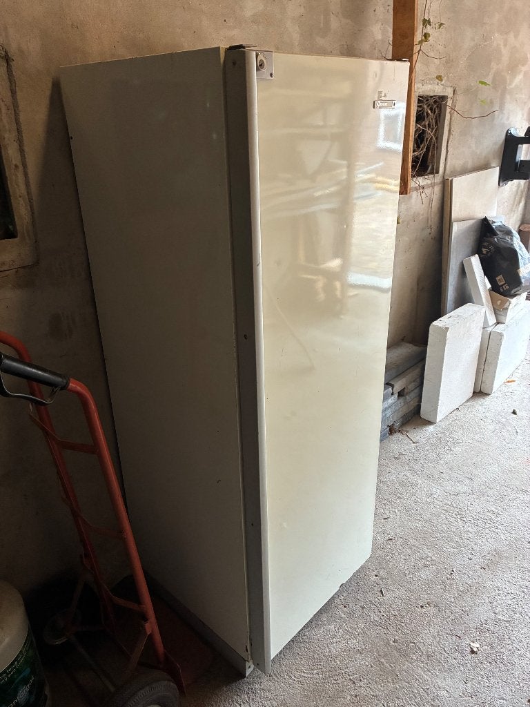 Gratis koelkast, Witgoed en Apparatuur, Ophalen, 160 cm of meer, Minder dan 75 liter, Zonder vriesvak