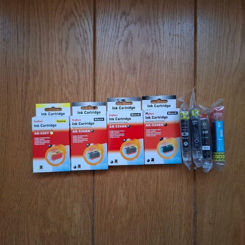Inktcartridges Canon Pixma 526, € 7,50 hele set, Ophalen of Verzenden, Nieuw, Cartridge