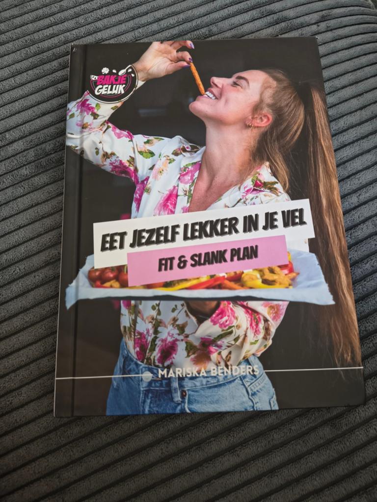Eet Jezelf Lekker in Je Vel - Fit & Slank Plan, Boeken, Gezondheid, Dieet en Voeding, Dieet en Voeding, Mariska Benders, Ophalen of Verzenden