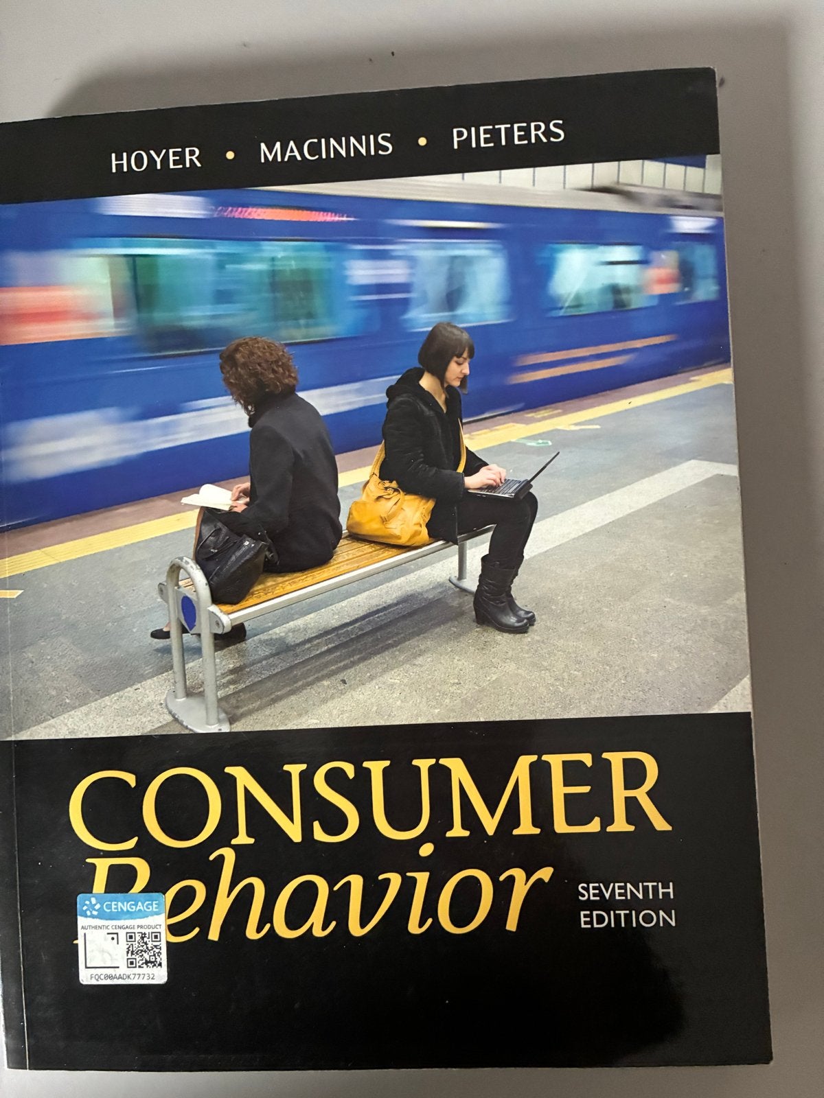 Consumer Behavior - Zevende Editie (Hoyer, MacInnis, Pieters, Ophalen of Verzenden, Zo goed als nieuw, Economie en Marketing