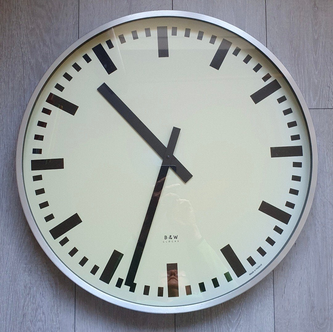 grote klok 56cm, Ophalen, Gebruikt, Wandklok