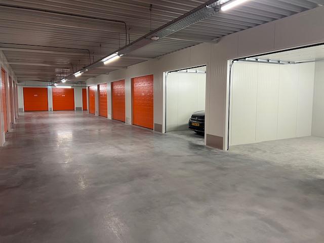 Garage te huur Gouda, 21m2, TOP locatie, 1e maand € 100, Auto diversen, Autostallingen en Garages