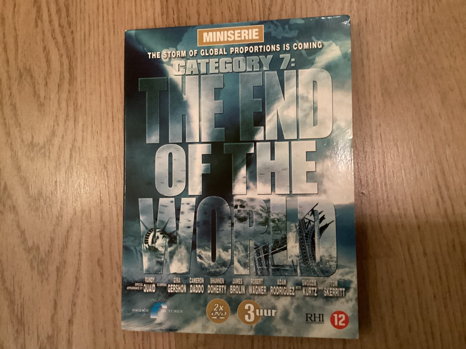 DVD Category 7. The end of the world., Alle leeftijden, Ophalen of Verzenden, Zo goed als nieuw, Actiethriller