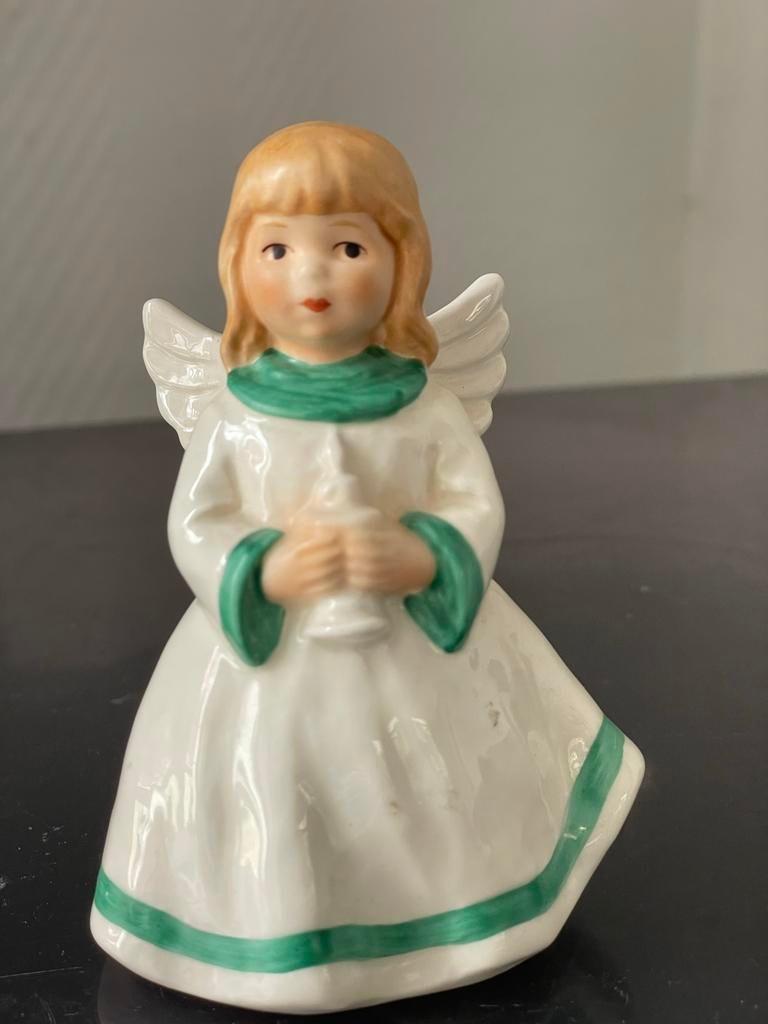 Goebel Engeltje 9,5 cm - Punt gaaf, Verzamelen, Beelden en Beeldjes, Ophalen of Verzenden, Zo goed als nieuw, Religie