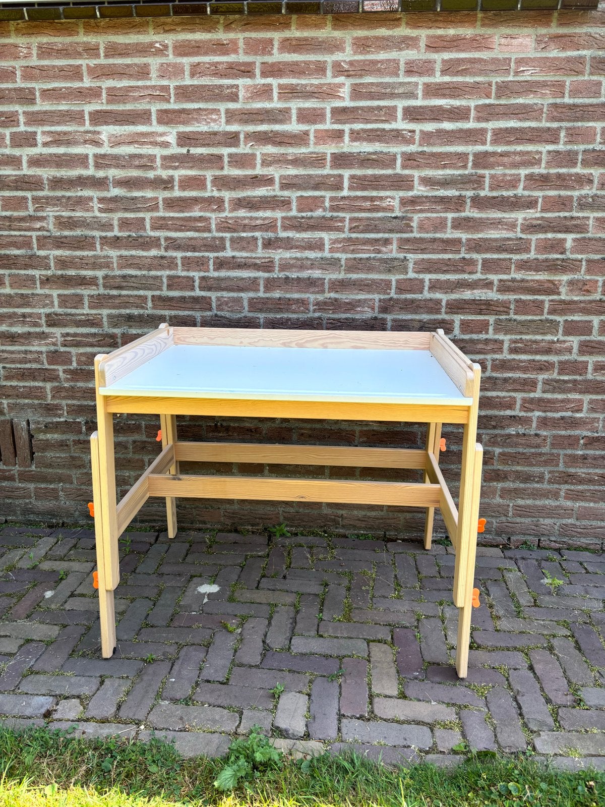 Tekentafel voor kinderen (voor €5,- mag de tafel weg!), Doe-het-zelf en Verbouw, Ophalen, Gebruikt, Minder dan 130 cm