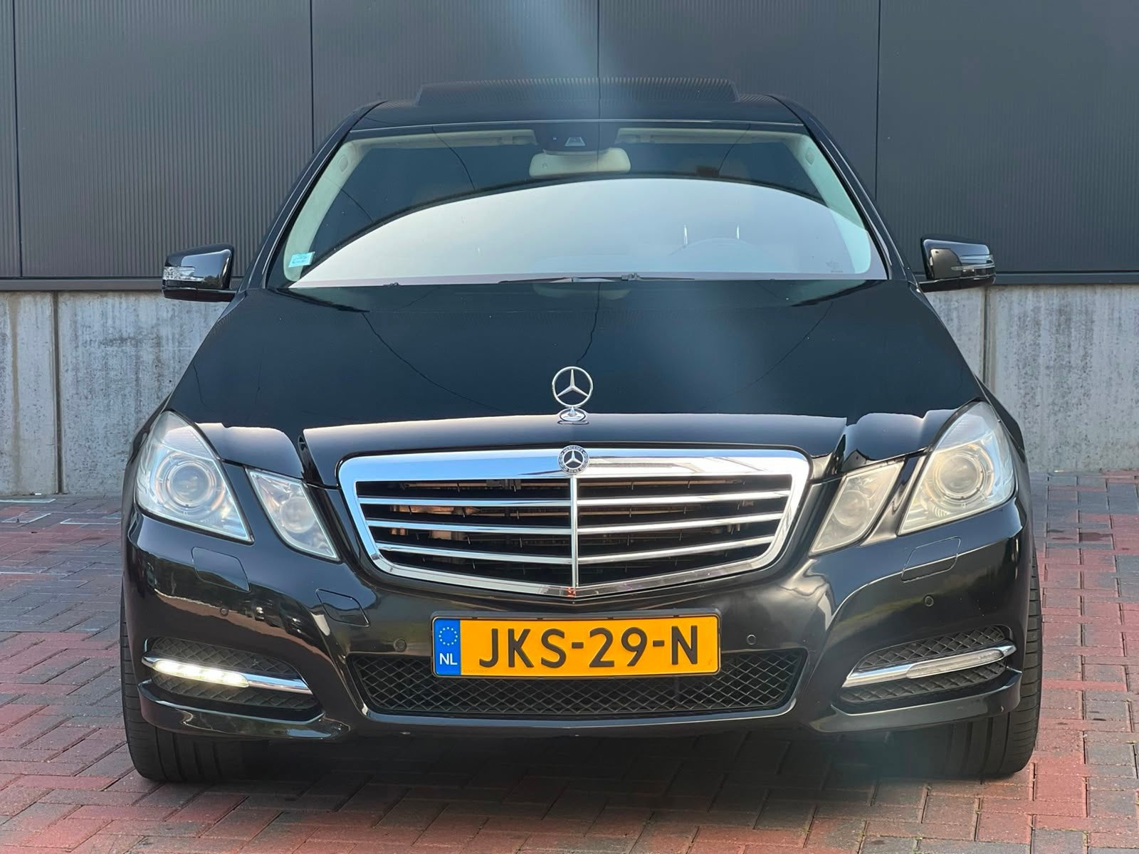 Mercedes-Benz E-klasse 500 Avantgarde AMG-Line * Navi * Aut, Auto's, Automaat, Achterwielaandrijving, Gebruikt, Automatische klimaatregeling