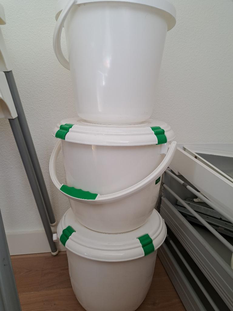 Tots Bots luieremmers 2x, Kinderen en Baby's, Badjes en Verzorging, Ophalen, Zo goed als nieuw, Luieremmer, Overige merken