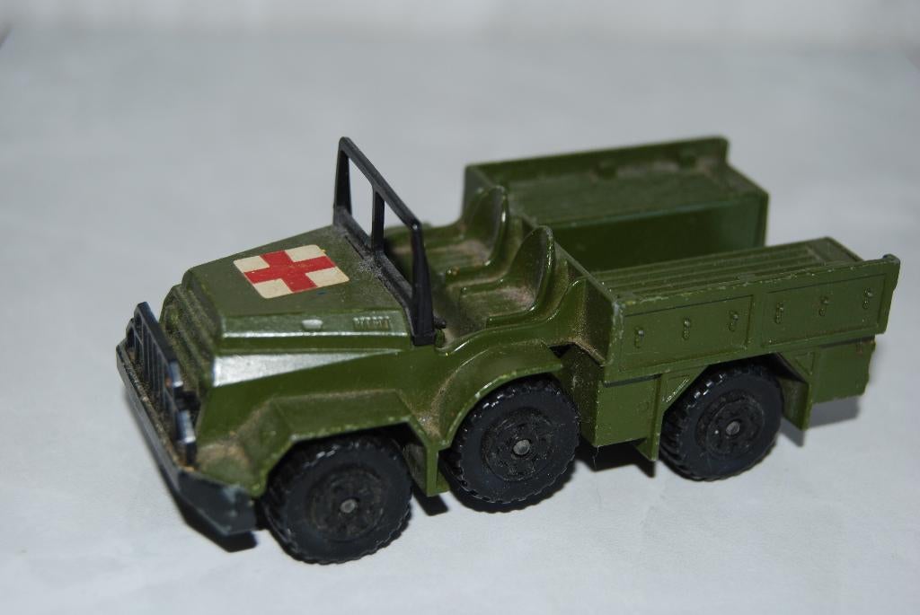Matchbox BattleKings K-112 Daf Ambulance, Ophalen of Verzenden, Gebruikt, Auto