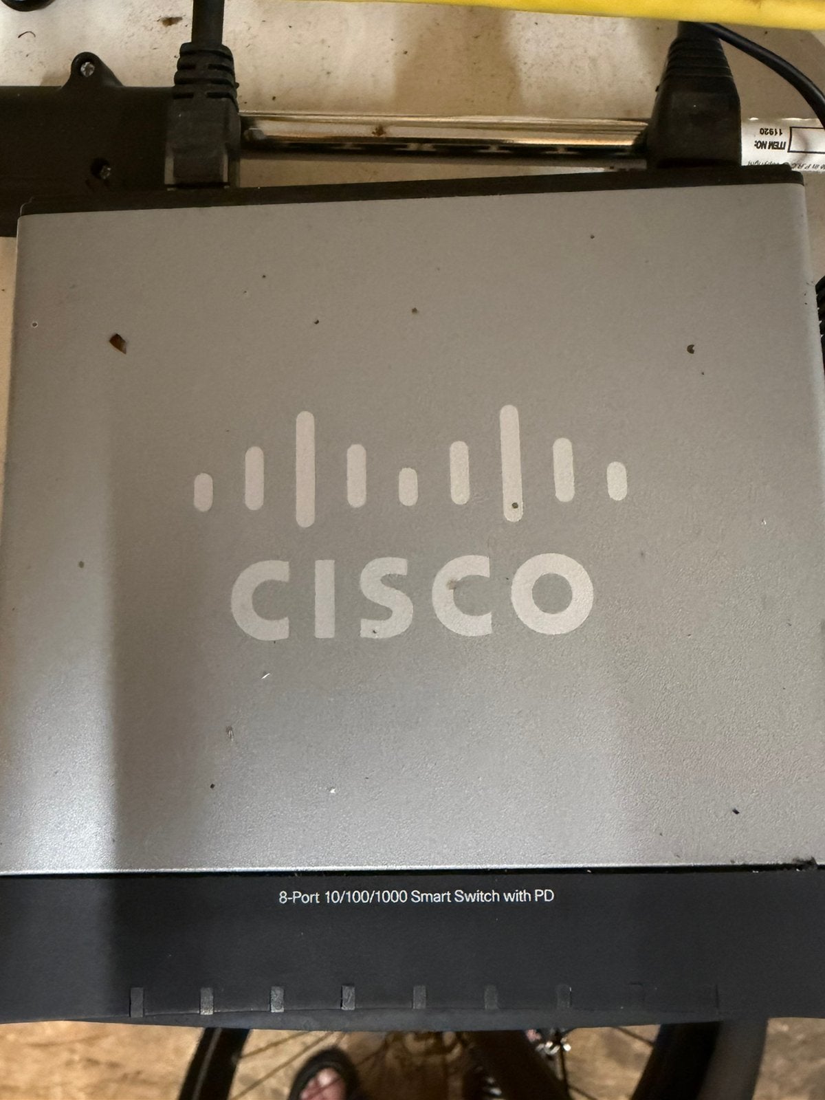 Cisco netwerkswitch, Ophalen of Verzenden, Zo goed als nieuw