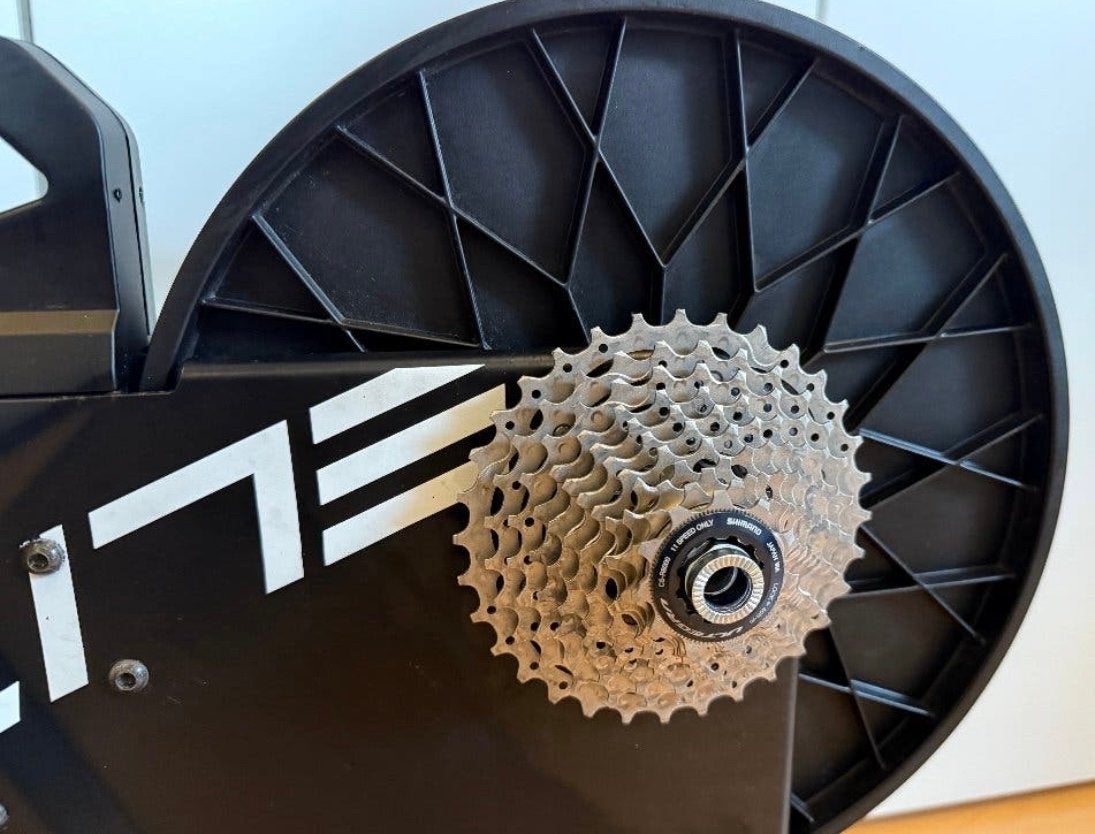 Elite Suito T Smart Trainer + Rocker Plate, Fietsen en Brommers, Ophalen, Zo goed als nieuw, Overige merken