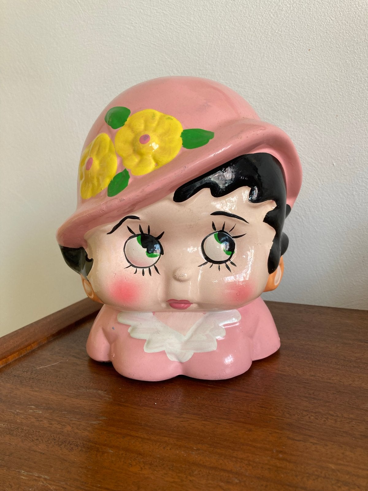 60s Vintage Betty Boop beeld- Roze hoed met bloemen, Verzamelen, Ophalen of Verzenden, Gebruikt, Mens