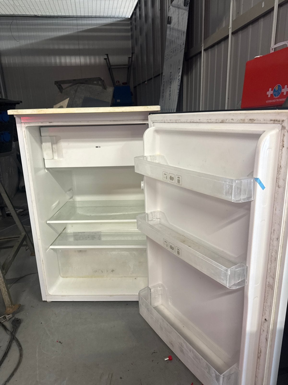 Compacte Exquisit koelkast met vriesvak, Witgoed en Apparatuur, 85 tot 120 cm, Gebruikt, 75 tot 100 liter, Ophalen of Verzenden