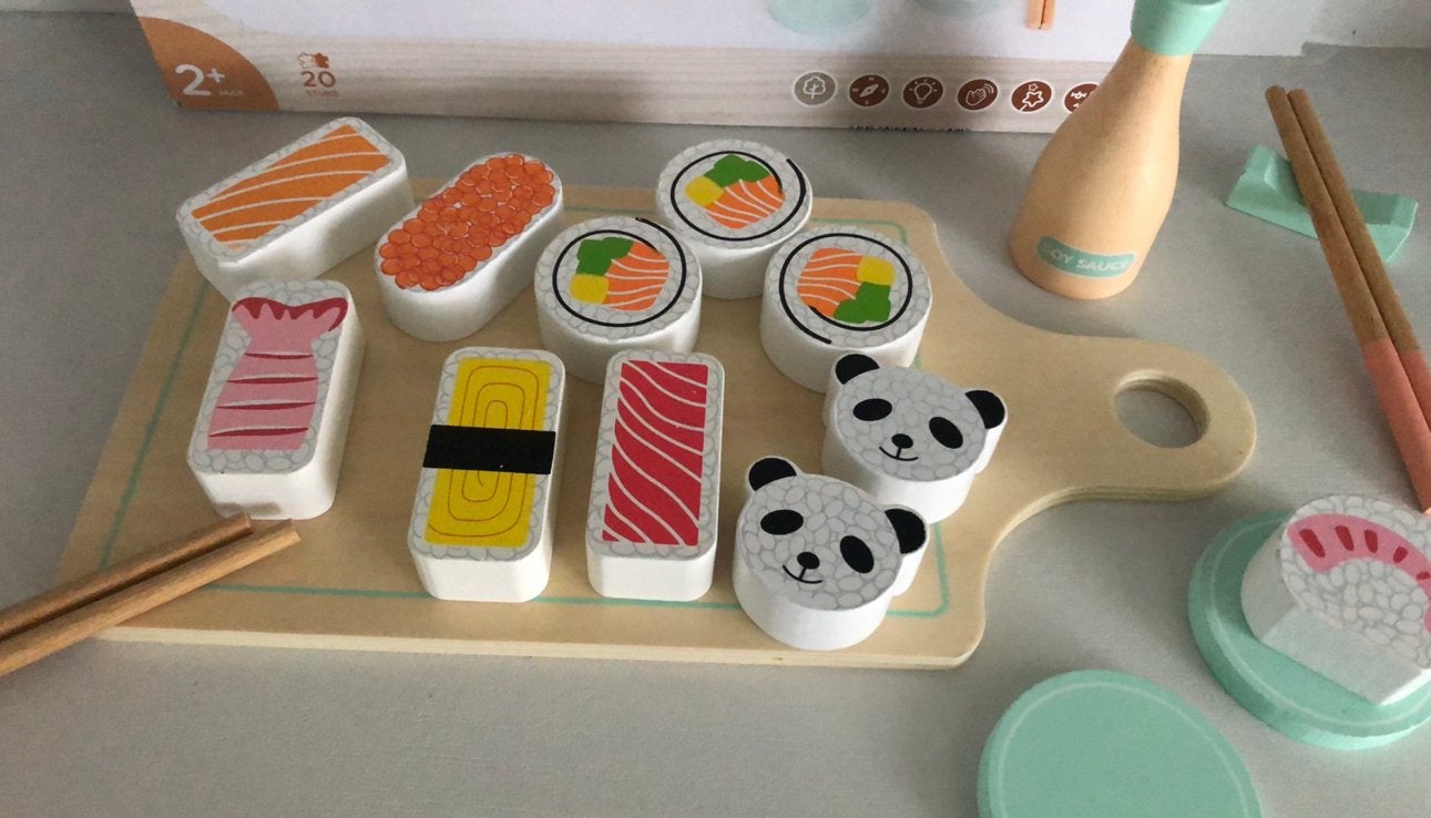 Houten speelset sushi, Kinderen en Baby's, Speelgoed | Houten speelgoed, Ophalen of Verzenden, Zo goed als nieuw
