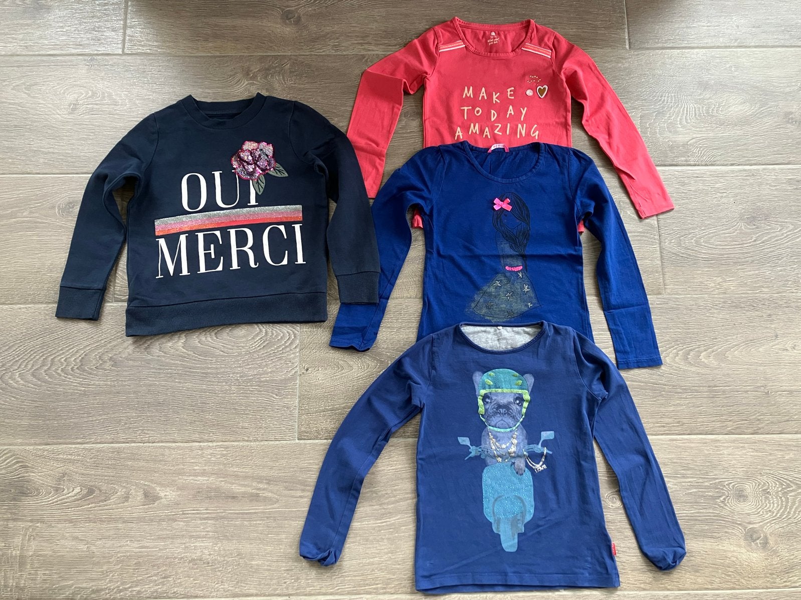 Leuke set van 4: sweater en longsleeves 122 128, Ophalen of Verzenden, Gebruikt, Meisje, Shirt of Longsleeve