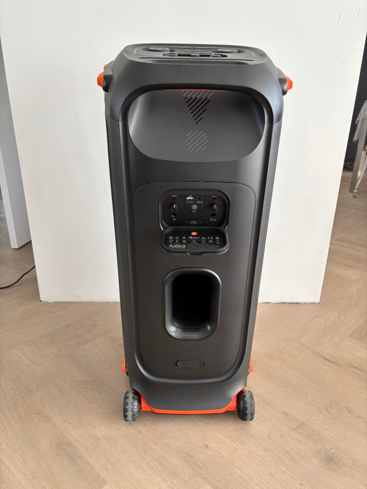 JBL 710, Audio, Tv en Foto, Luidsprekers, JBL, Party speaker, Zo goed als nieuw, Bluetooth