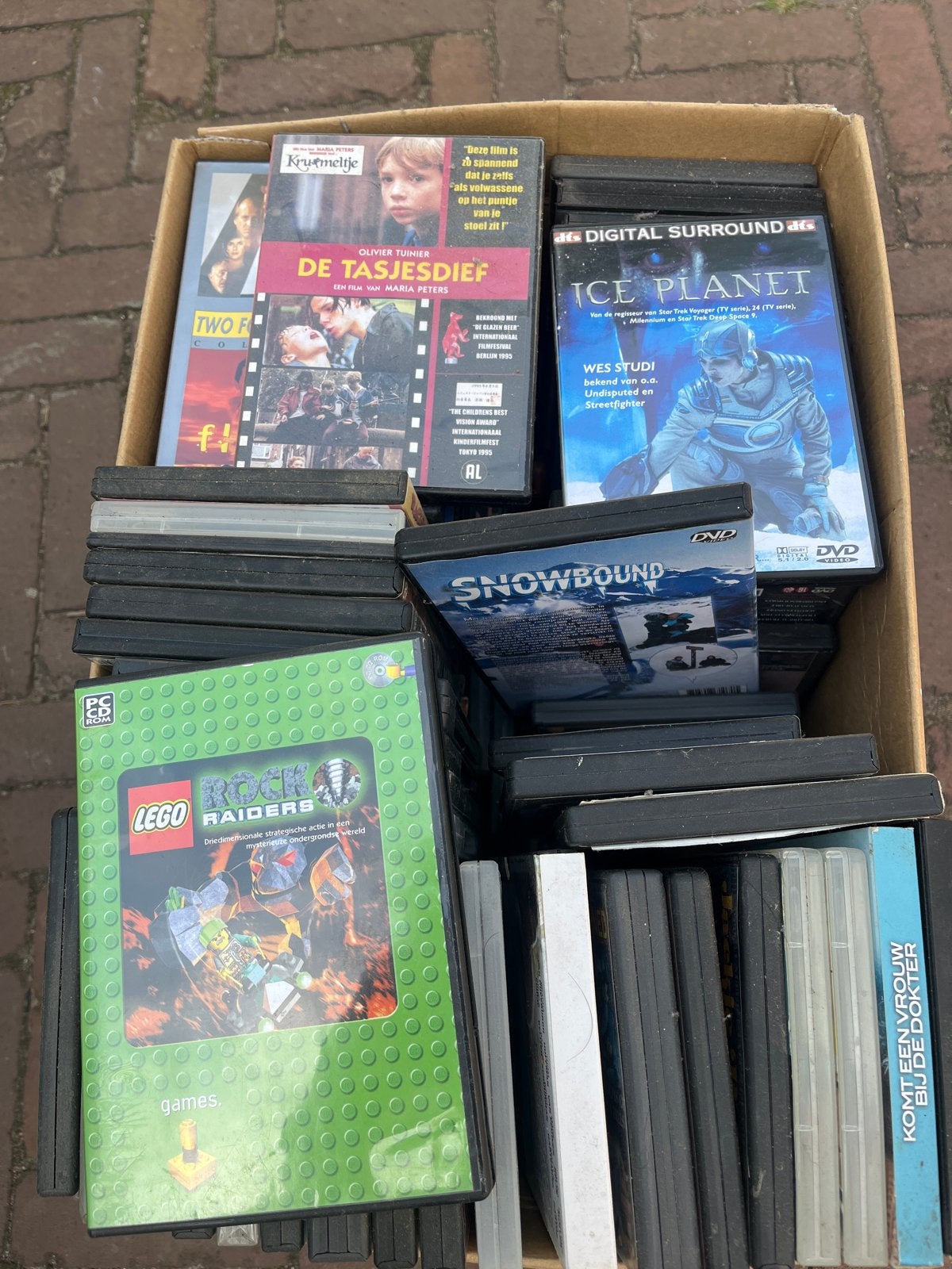 Diverse films en pc-spellen - DVD en CD-ROM collectie, Ophalen, Gebruikt, Overige genres