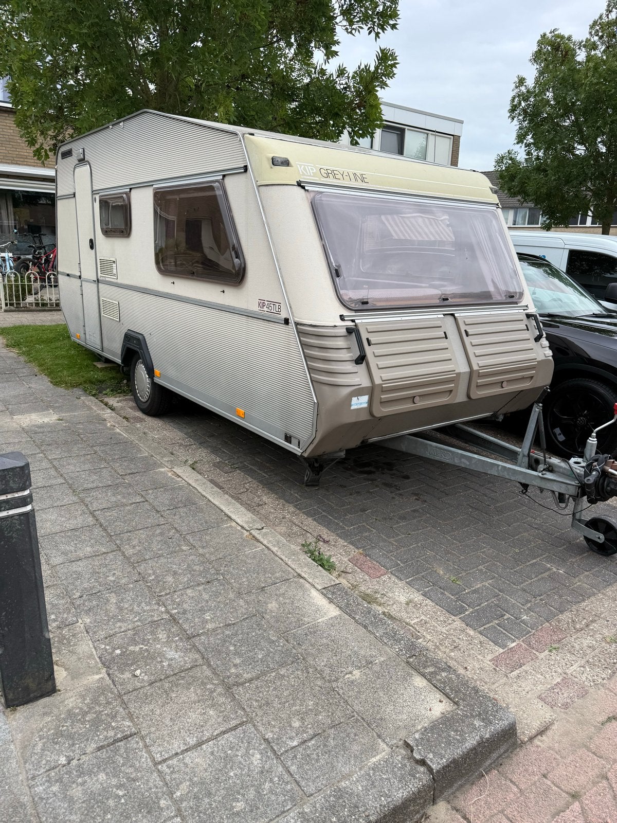Kip Greyline 450 uit 1990 met voortent en luifel caravan, Caravans en Kamperen, Kip, Treinzit, Particulier, Luifel
