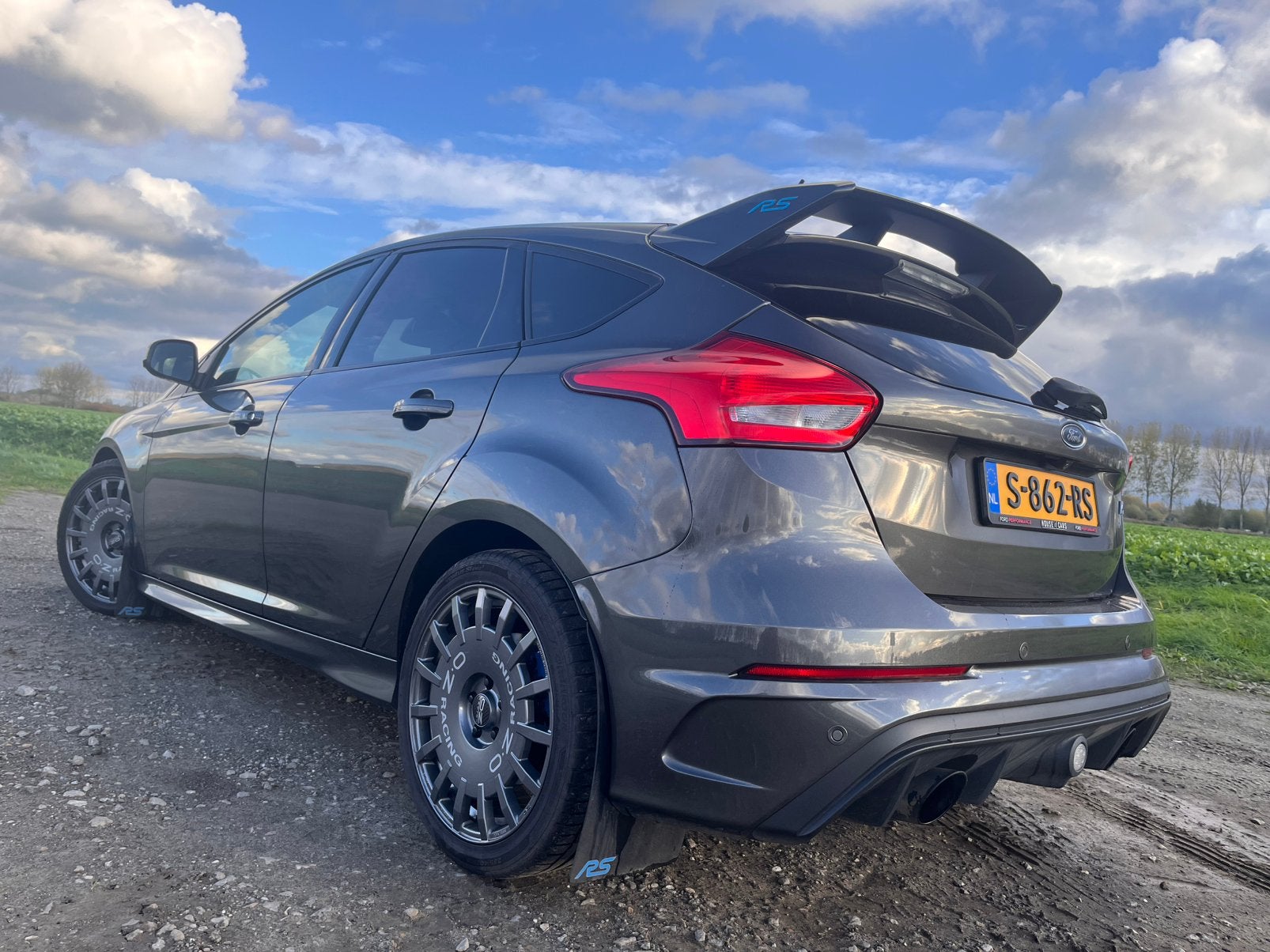 Ford Focus 2.3 Ecoboost 350pk 5-deurs AWD 2017 Grijs, 4 cilinders, 2261 cc, 350 pk, Handgeschakeld