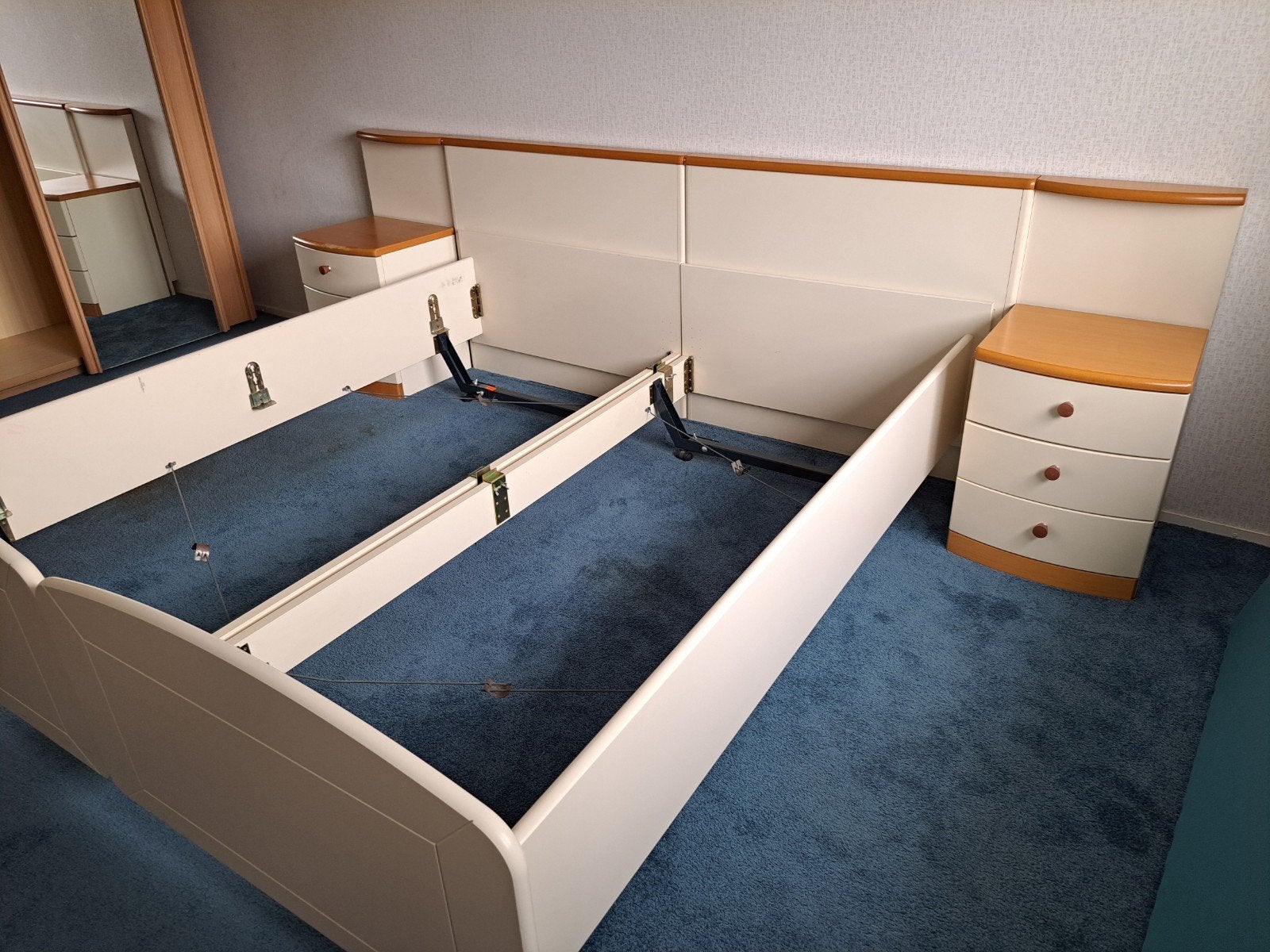 Bedombouw met nachtkastjes., Ophalen, Gebruikt, Tweepersoons