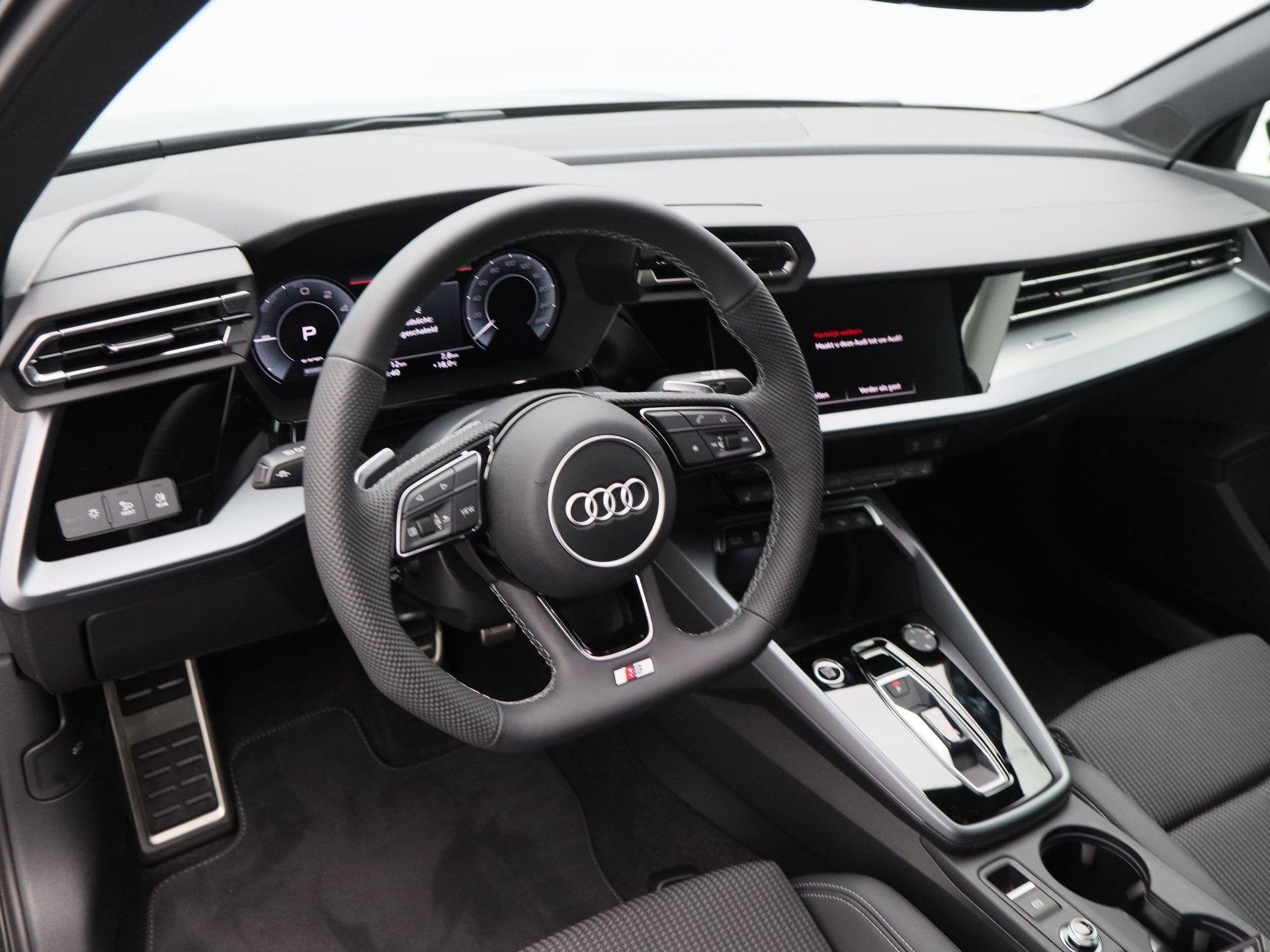 Audi A3 Sportback 40 TFSI e | S edition | Privacy glas | 18, Auto's, Audi, 77 km/l, 1498 cc, 4 cilinders, 150 min