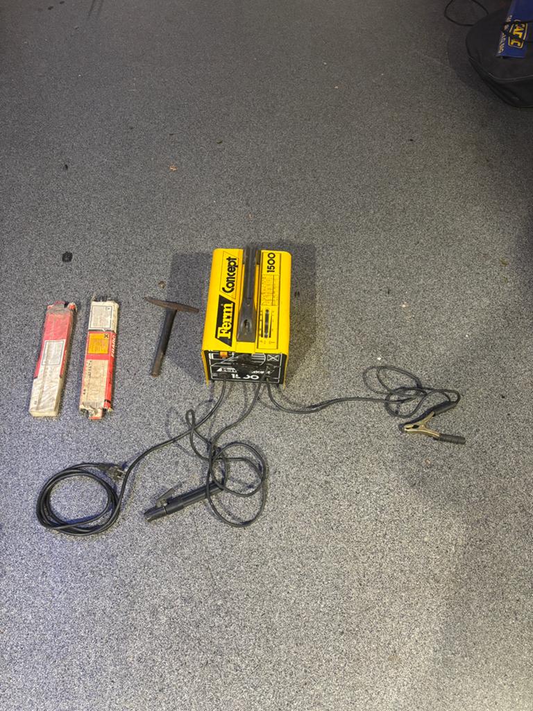 Ferm Concept 1500 Lasapparaat - Compleet met accessoires, Doe-het-zelf en Verbouw, Gereedschap | Lasapparaten, Ophalen, Gebruikt