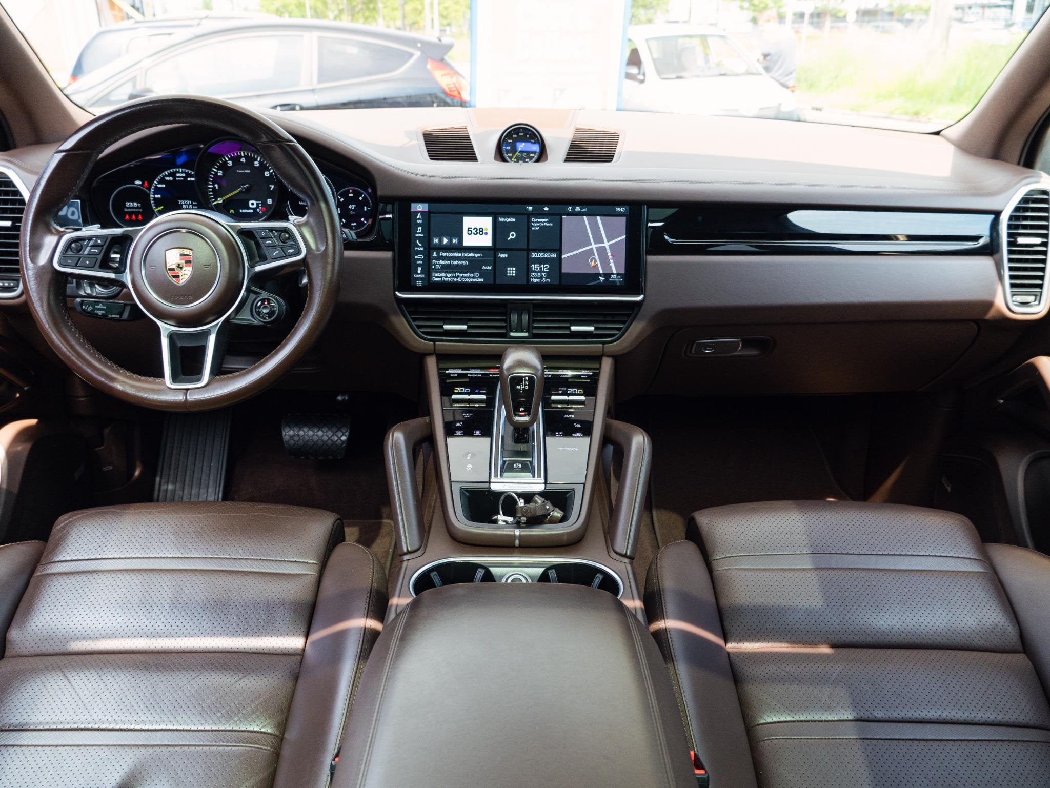 Porsche Cayenne 3.0 E-Hybrid |Chrono|Pano|Bose|Club Leder|Tr, Auto's, Automaat, Cayenne, Gebruikt, Euro 6
