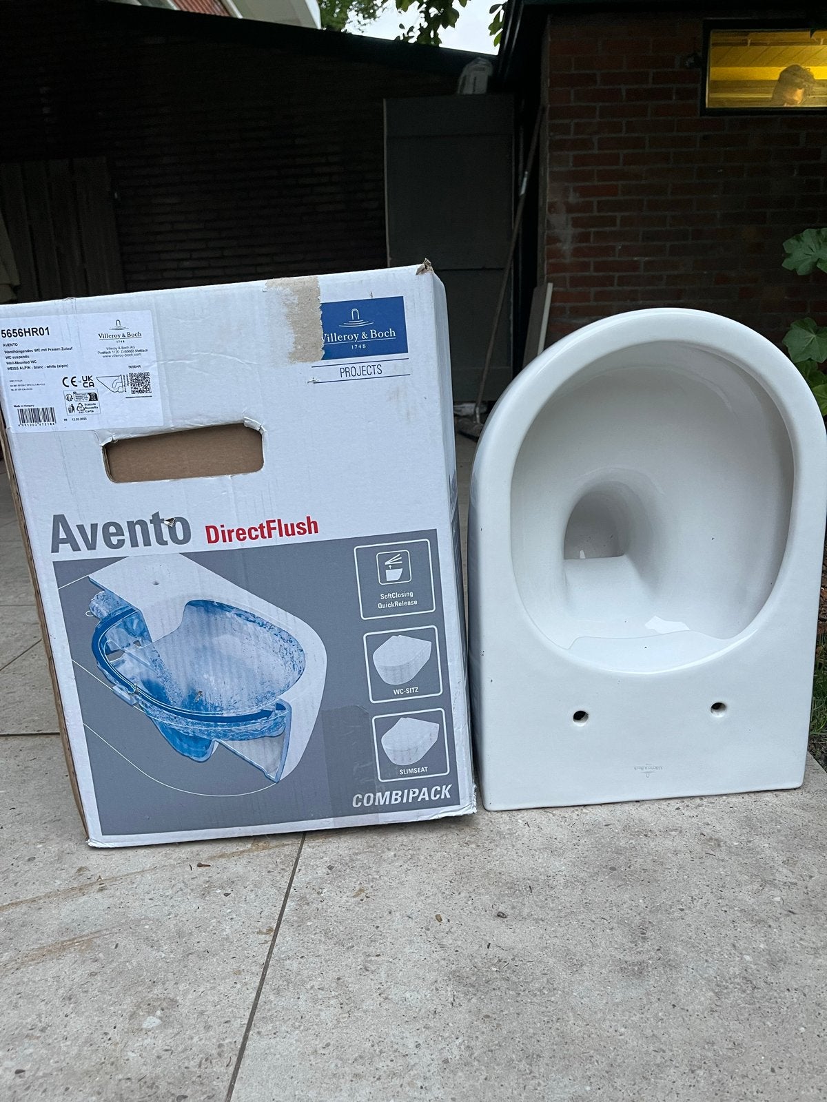 Villeroy & Boch Avento DirectFlush wc-pot – licht beschadigd, Ophalen, Zo goed als nieuw, Steen, Toilet