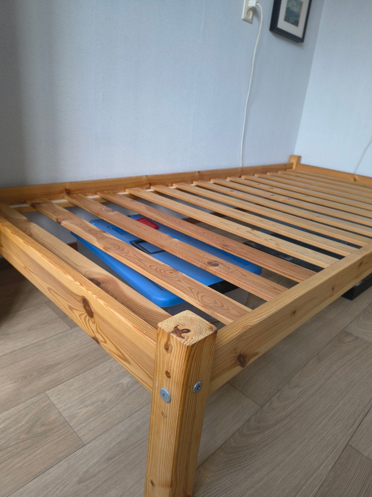 stevig houten eenpersoonsbed ev. met matras, Ophalen, 90 cm, Eenpersoons, Wit