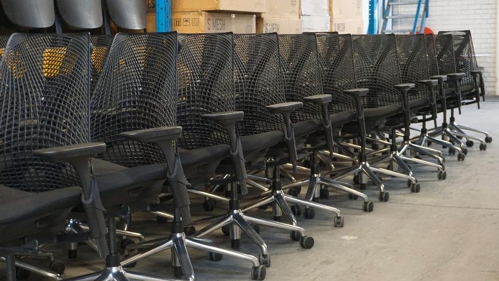 Grote voorraad gebruikte bureaustoelen, burostoelen A-merken, Gebruikt, ., Zwart, Ophalen of Verzenden