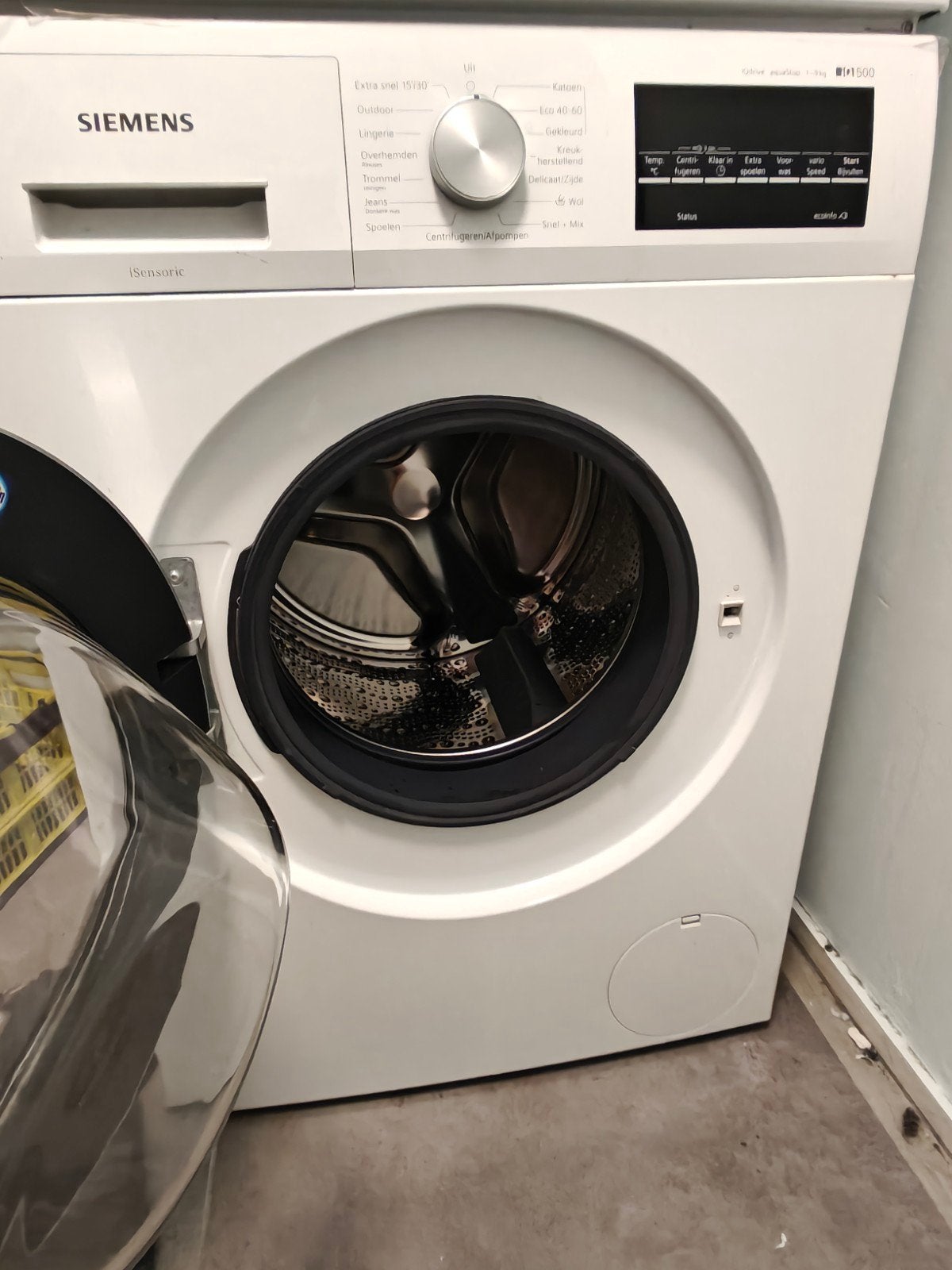 Siemens iQ500 Wasmachine - Perfect werkend, 6 tot 8 kg, Ophalen, 1200 tot 1600 toeren, Minder dan 85 cm