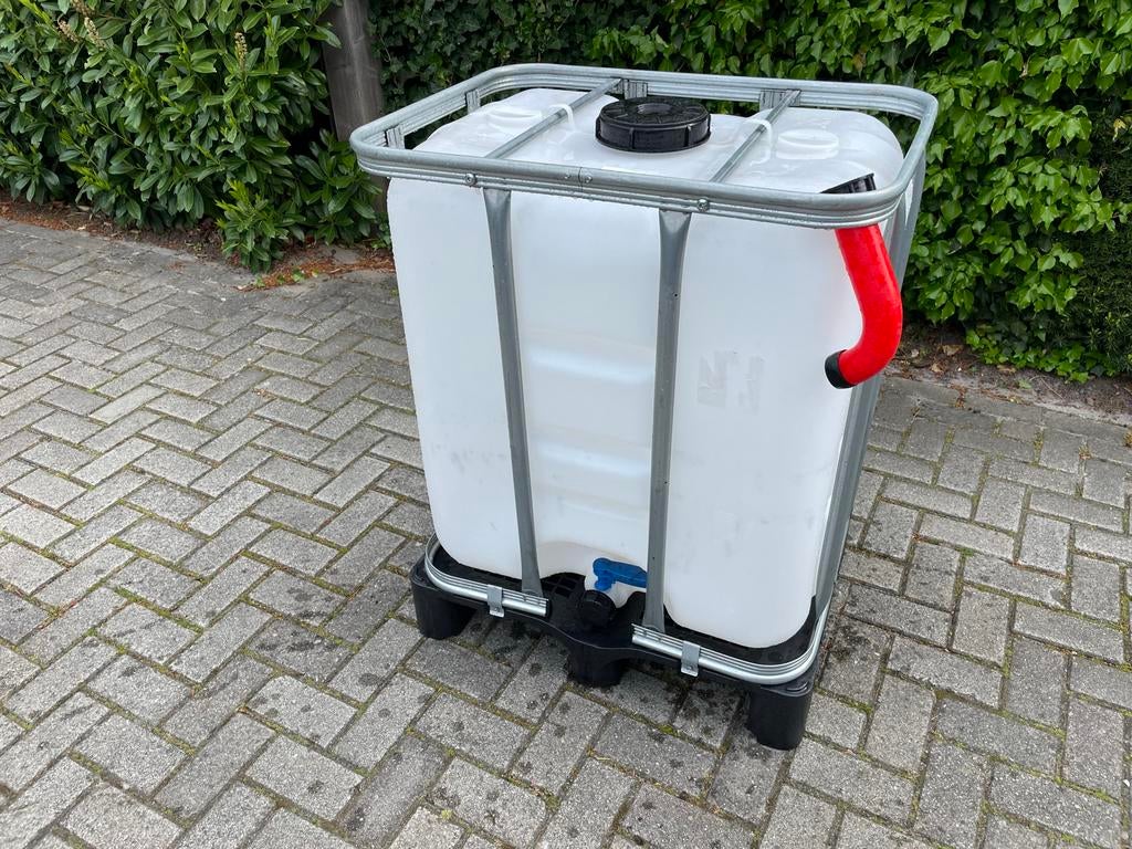 IBC vat 300 liter - Watercontainer / Regenton, Tuin en Terras, 150 liter of meer, Ophalen of Verzenden, Gebruikt