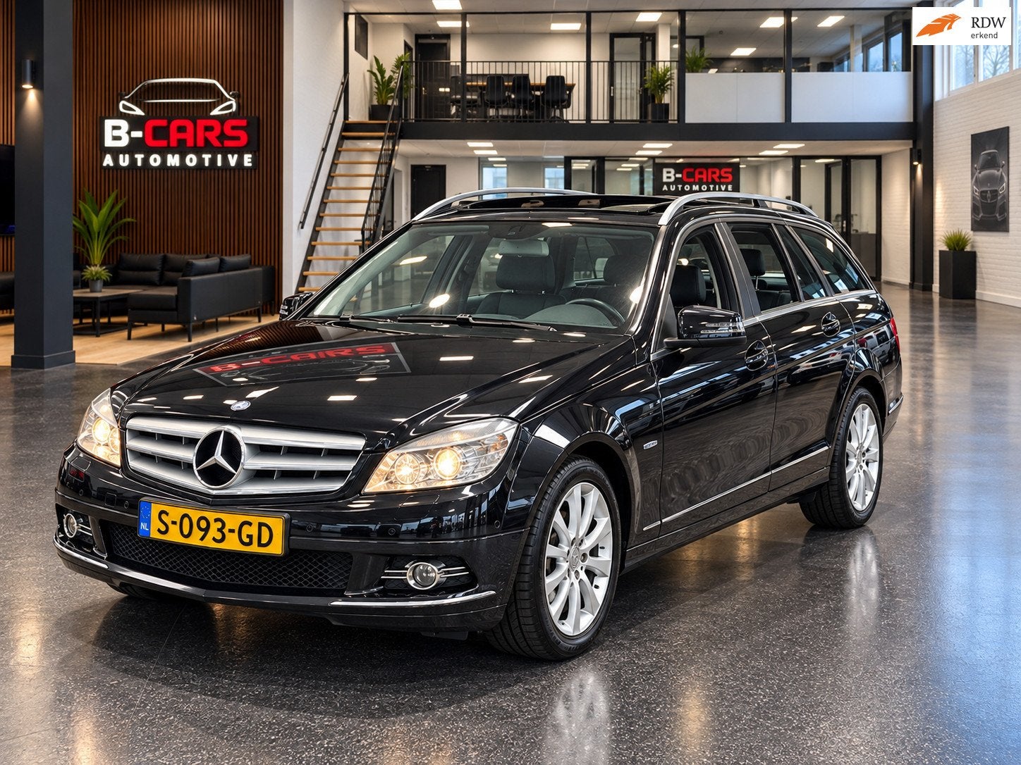 Mercedes-Benz C-klasse Estate 180 K BlueEFFICIENCY Xenon|Pan, Automaat, Achterwielaandrijving, Zwart, 14 km/l