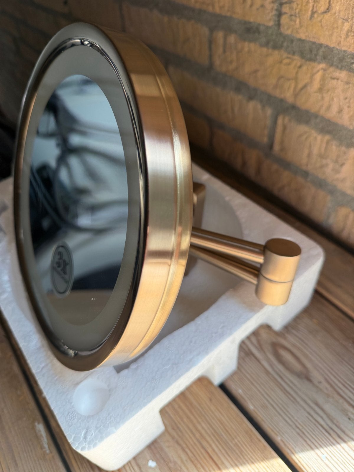 Hansgrohe AddStoris Scheerspiegel met LED-licht Brons, Huis en Inrichting, Minder dan 50 cm, Rond, Nieuw, Ophalen of Verzenden