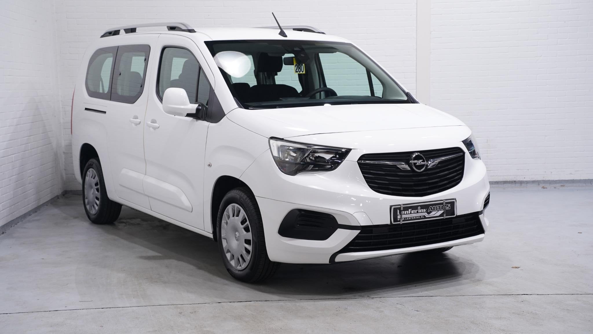 Opel Combo Tour 1.2 Turbo L2H1 Edition 7p. 1e Eigenaar NAP 2, Auto's, Opel, Stof, Gebruikt, 7 stoelen, Wit