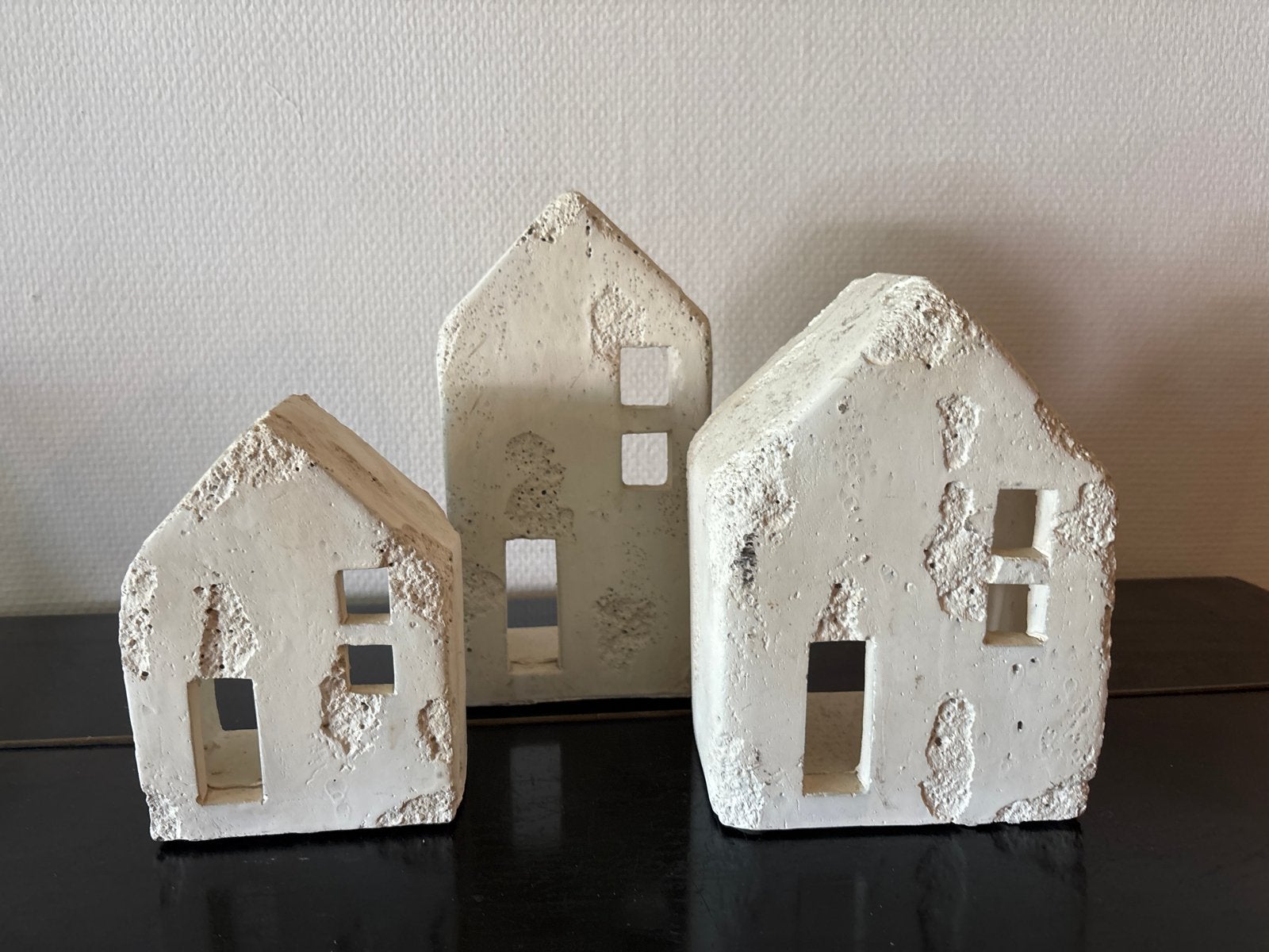 Set van 3 stenen decoratie huisjes - wit, Gebruikt, Ophalen of Verzenden, Landelijk, Wit