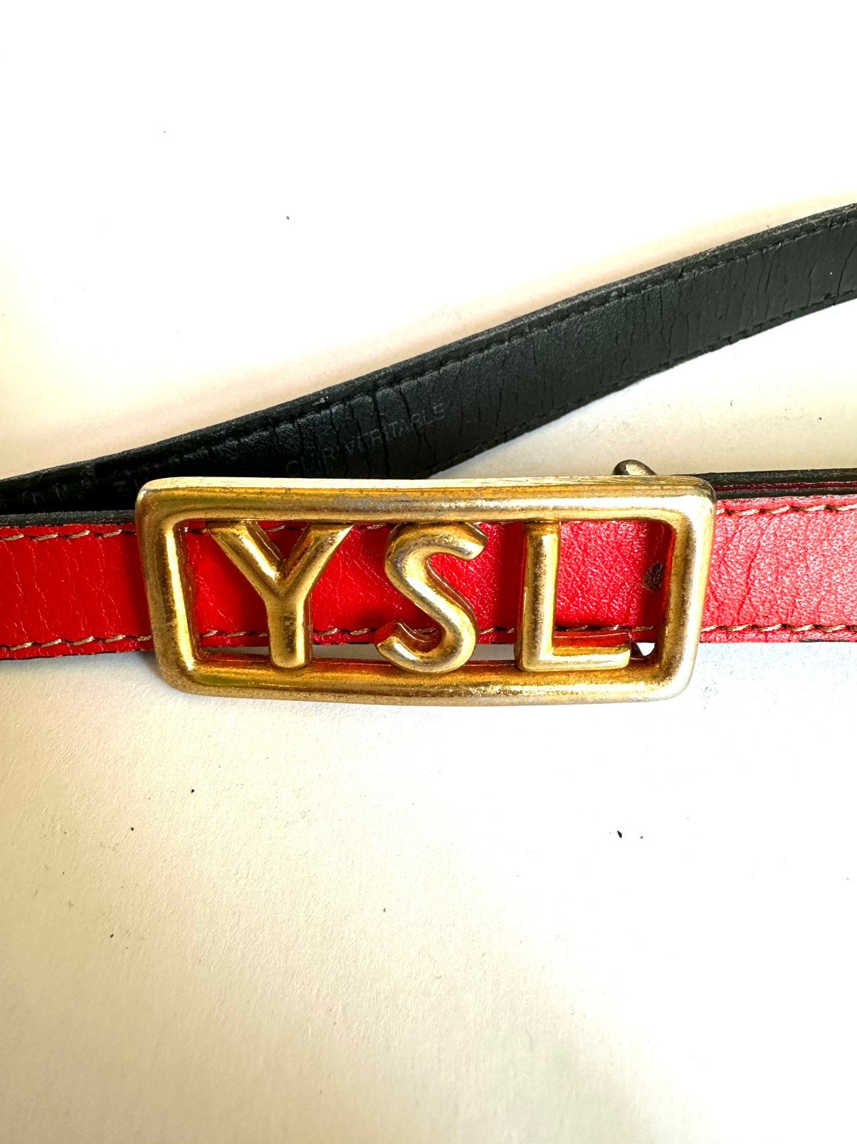 Vintage rode leren riem Yves Saint Laurent, Minder dan 3 cm, Echt leder, Tailleriem, Gedragen