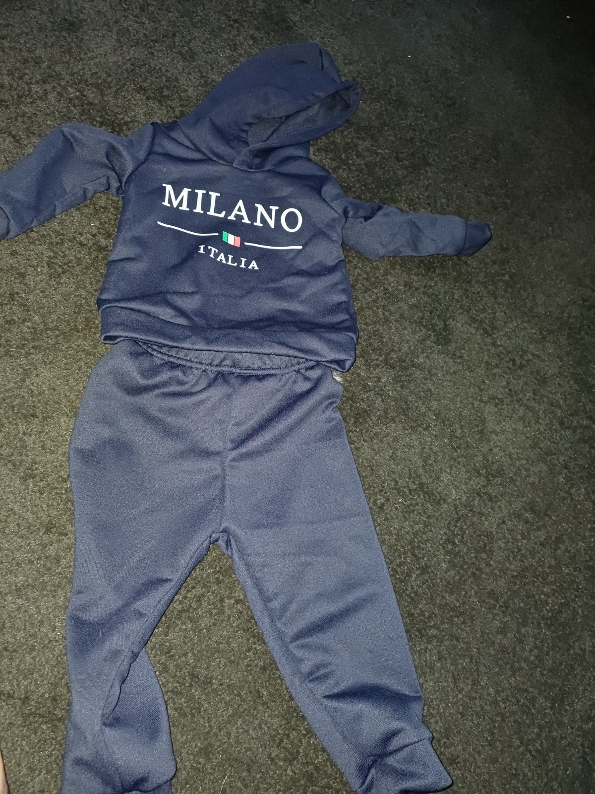 Nieuw Milano pakje maat 80 - Ideaal voor kleintjes, Kinderen en Baby's, Babykleding | Overige, Ophalen of Verzenden, Nieuw, Milano