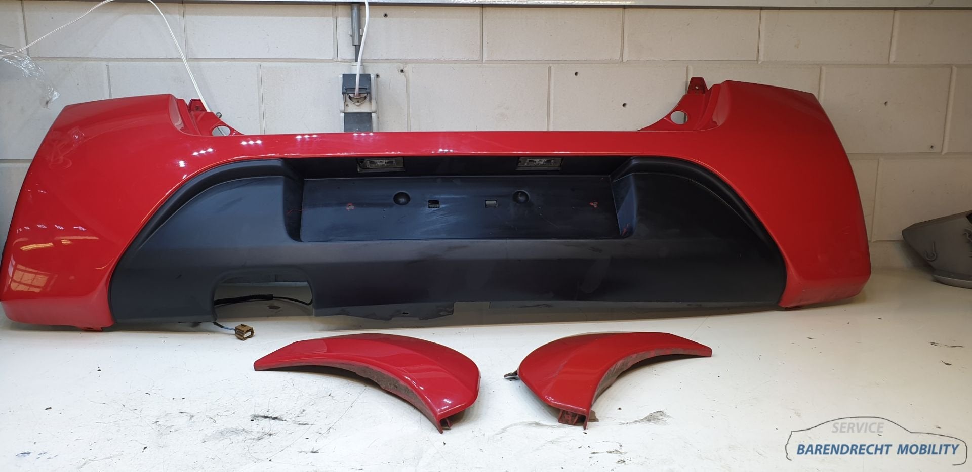 Achterbumper Twingo II RS rood 620222417R origineel gebruikt, Renault Group, Gebruikt, Contact.group@renault.com, Renault
