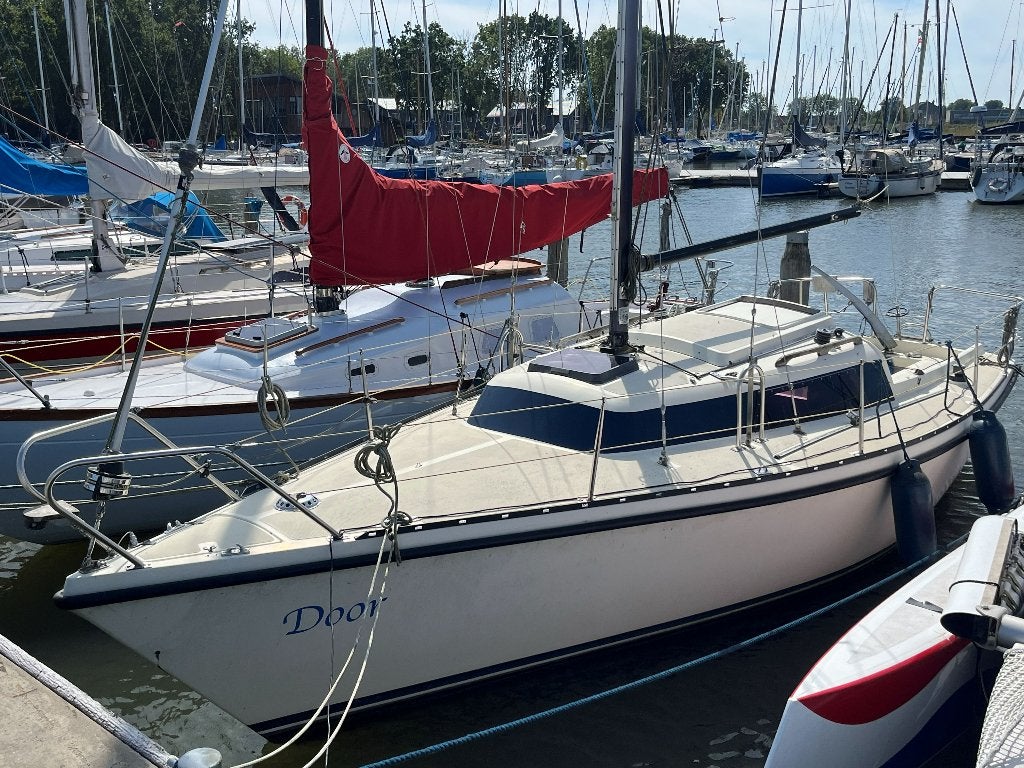 Zeiljacht Ocean 25, Watersport en Boten, Gebruikt, Binnenboordmotor, 1.80 meter, 10 pk