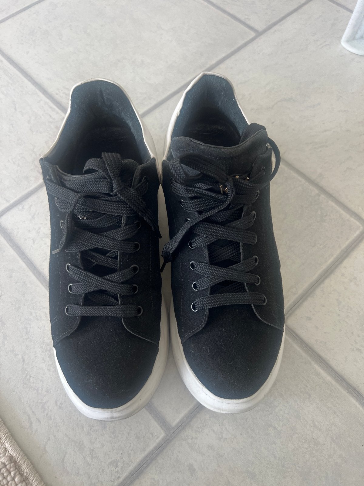 Martin Valen sneakers - Zwart met witte zool, Ophalen of Verzenden, Zo goed als nieuw, Zwart, Sneakers of Gympen