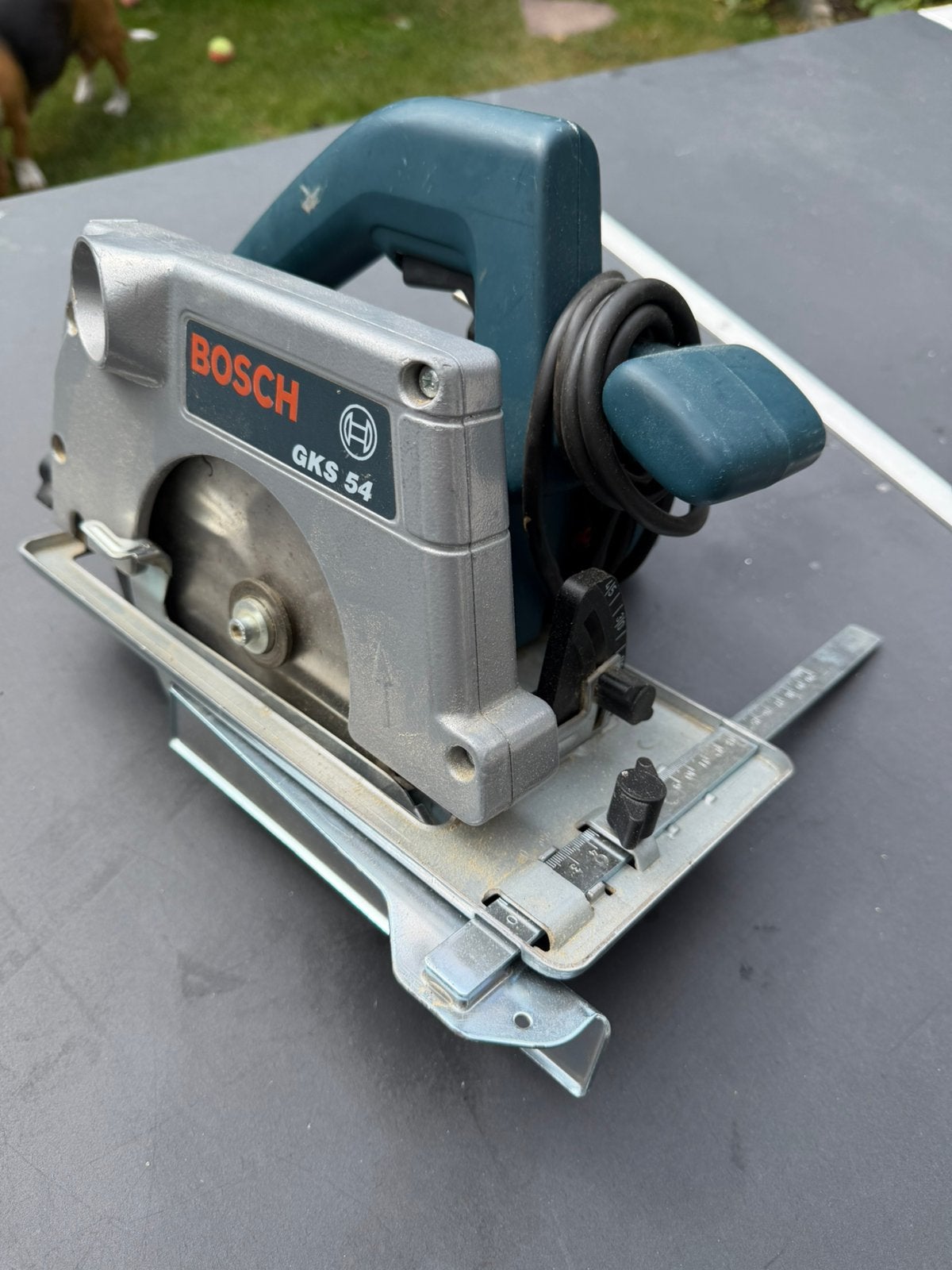 Bosch hand cirkelzaag GKS54, Cirkelzaag, Ophalen of Verzenden, Zo goed als nieuw, 30 tot 70 mm