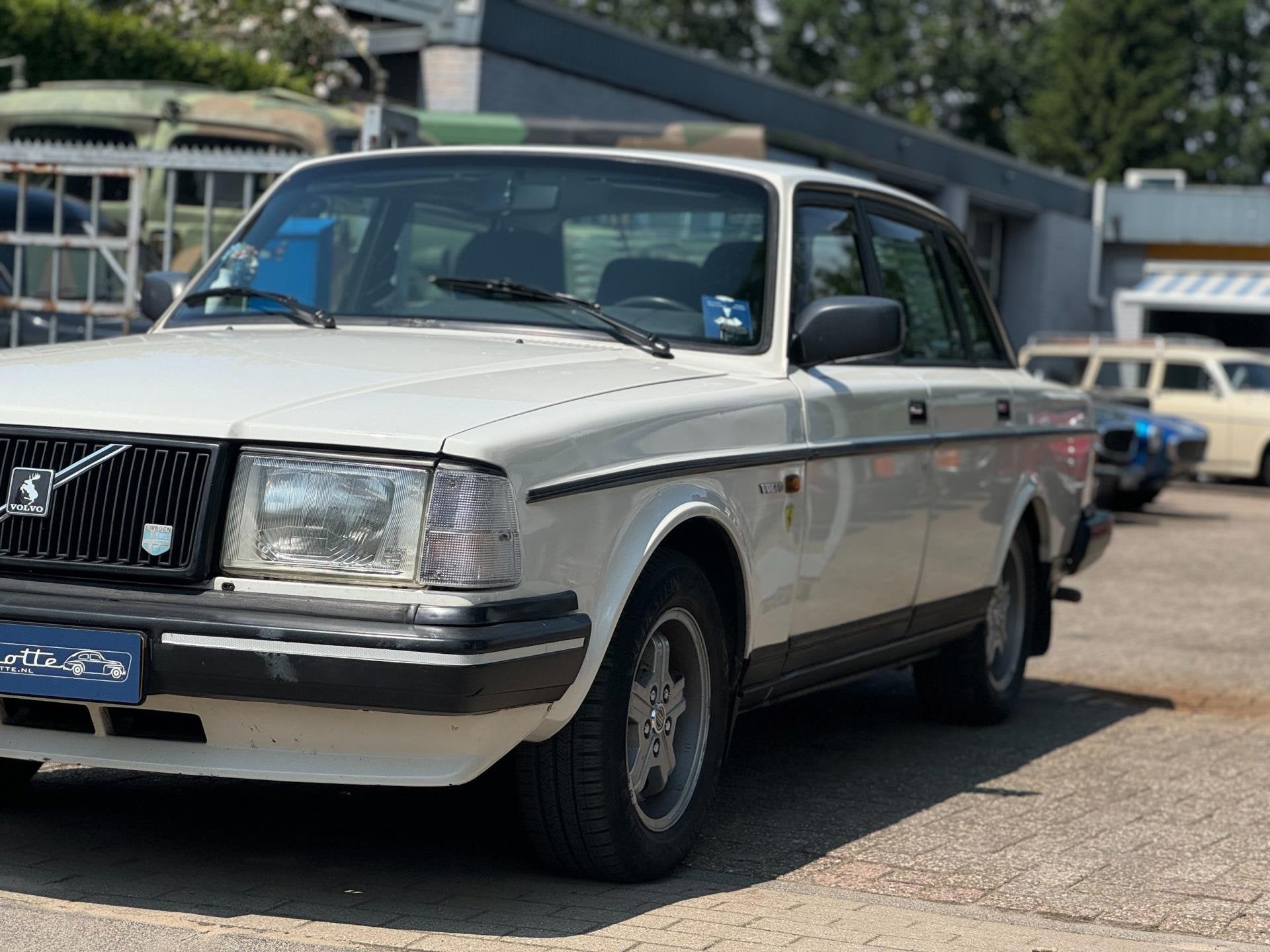 Volvo 240 2.3 GLT Injectie automaat, airco, zeer rijke histo, Auto's, Automaat, Gebruikt, 4 cilinders, 1261 kg