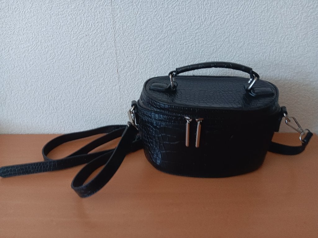 zgan Giuliano zwarte ovale beautycase/tasje h-13,5 b-23 D-12, Ophalen, Zo goed als nieuw, Zwart