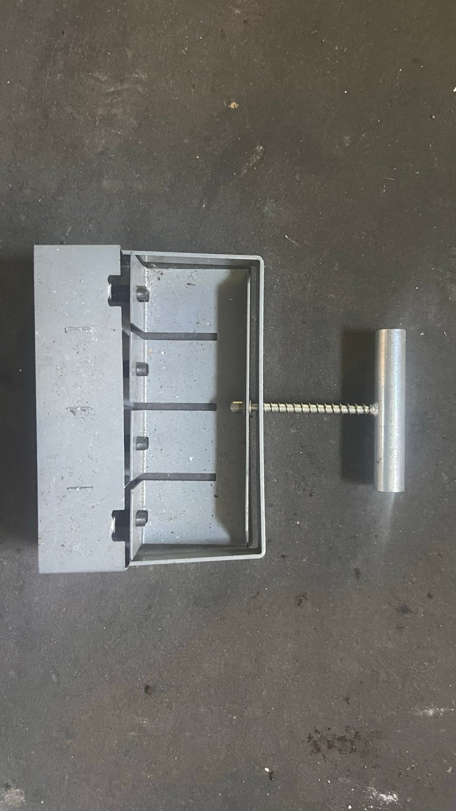 Zaaigatenmaker voor kweektrays en plugtrays, Ophalen of Verzenden, Gebruikt