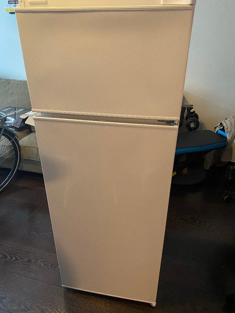 Beko Koelkast bdsa250k4sn 144.8cm hoog, Witgoed en Apparatuur, Ophalen, 200 liter of meer, 160 cm of meer, Zo goed als nieuw