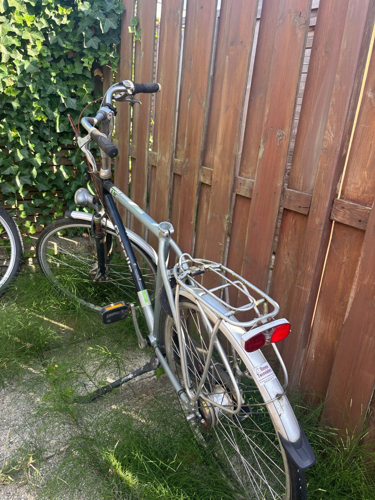 Gazelle fiets - Gebruikt, maar functioneel.  Gratis ophalen., Velgrem, Ophalen of Verzenden, Gazelle, 53 tot 56 cm