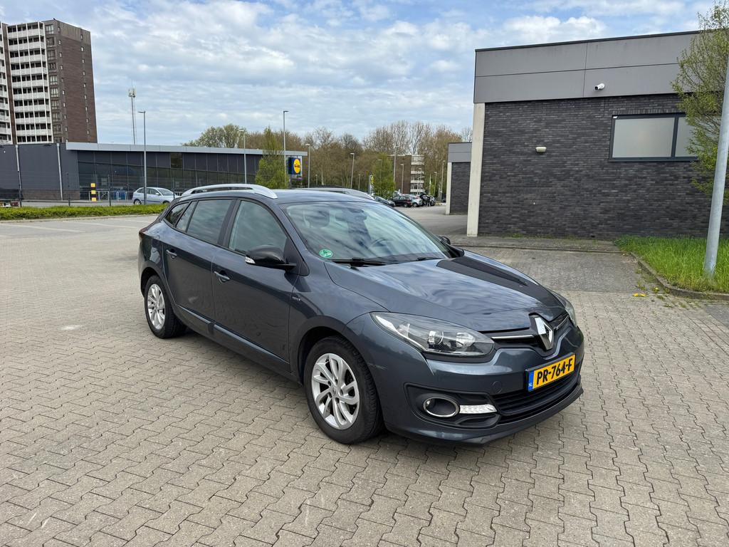 Renault Mégane Estate 1.5 dCi Limited. EX BPM!, Auto's, Renault, Voorwielaandrijving, Gebruikt, Euro 6, 4 cilinders